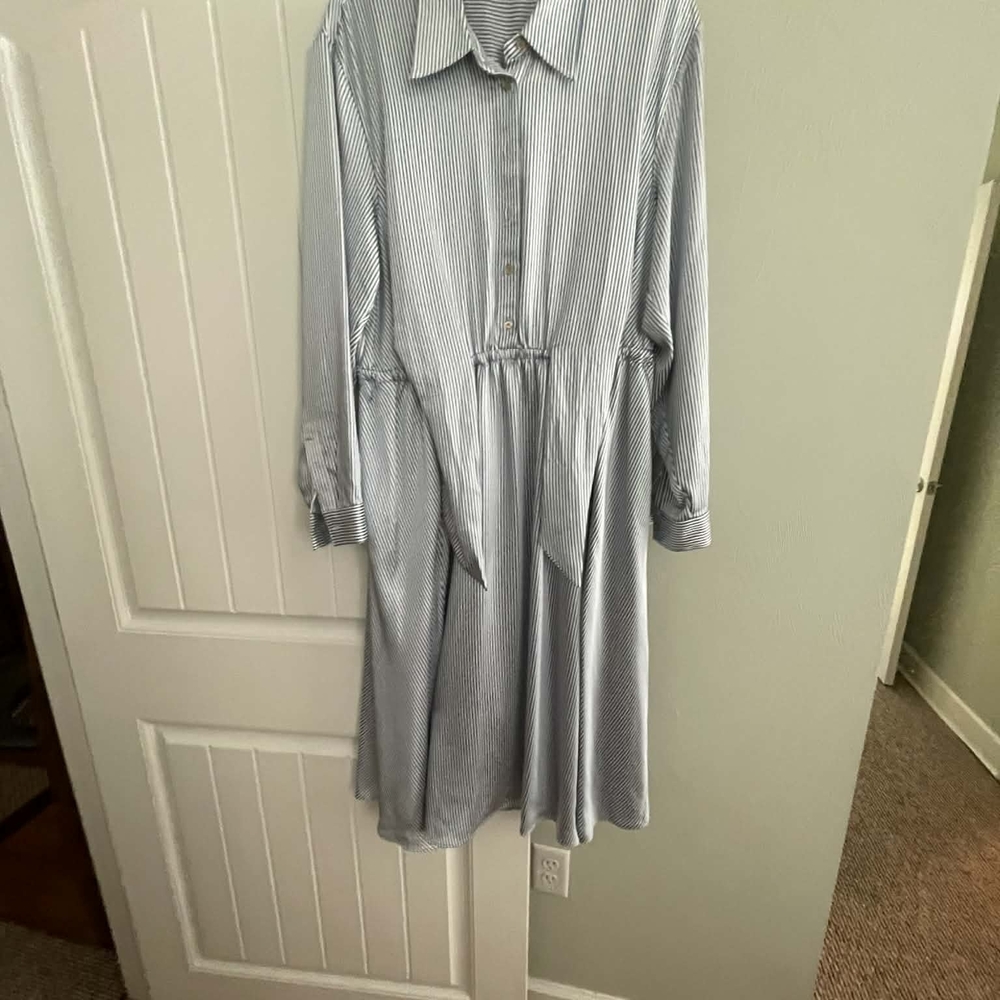Michael Kors Light Blue & White Striped Long Sleeve Shirt Dress